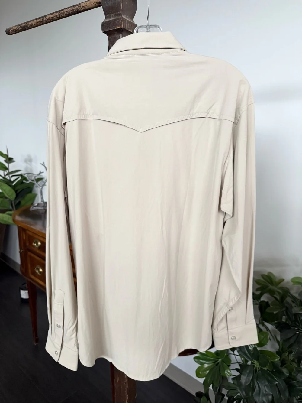 PONCHO Four Sixes Ranch Light Beige Button-Up Shirt with Chest Pockets - Picture 5 of 5